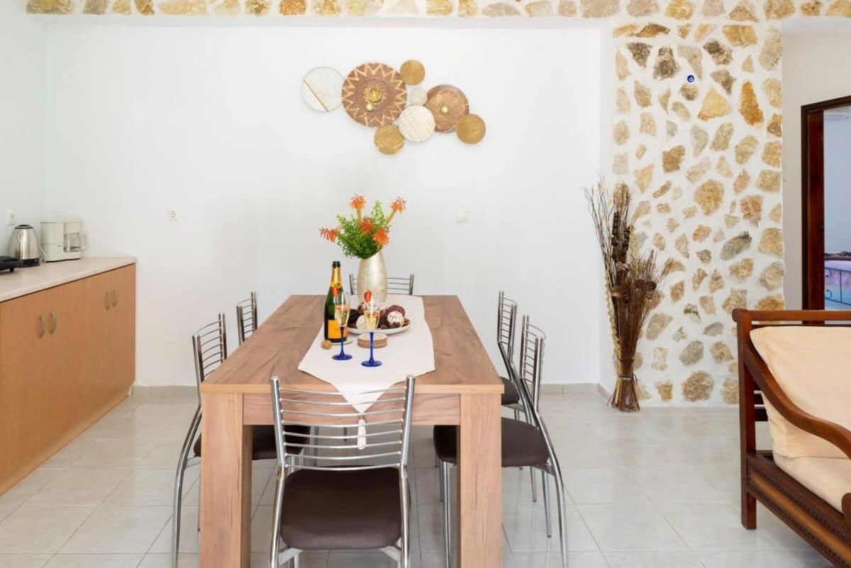 Appartamento Atlantic Cave Haven-Seaside, Fully Equipped Kolymbia Esterno foto